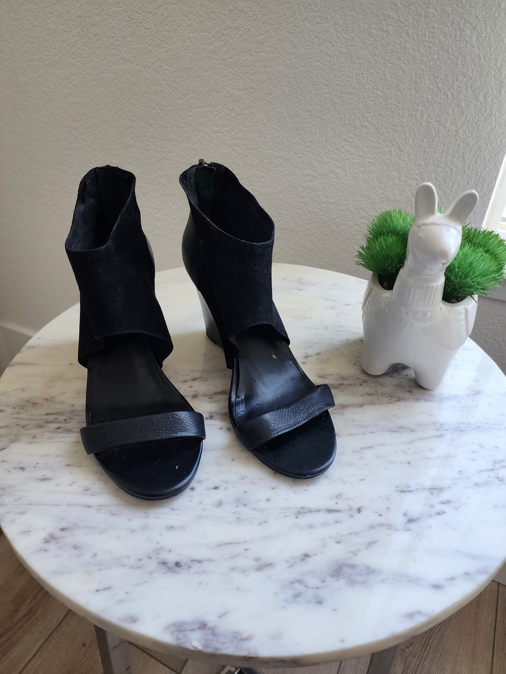 Sole Society- Black Open-Toe High Heel Sandals